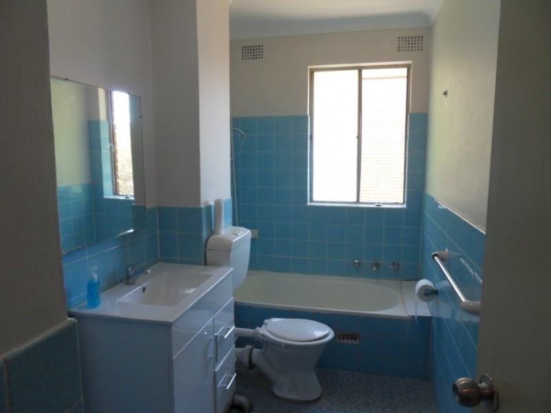 10/49 Hamilton Road, Fairfield NSW 2165