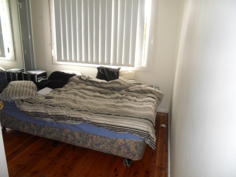 6 Jan Avenue, Lurnea NSW 2170