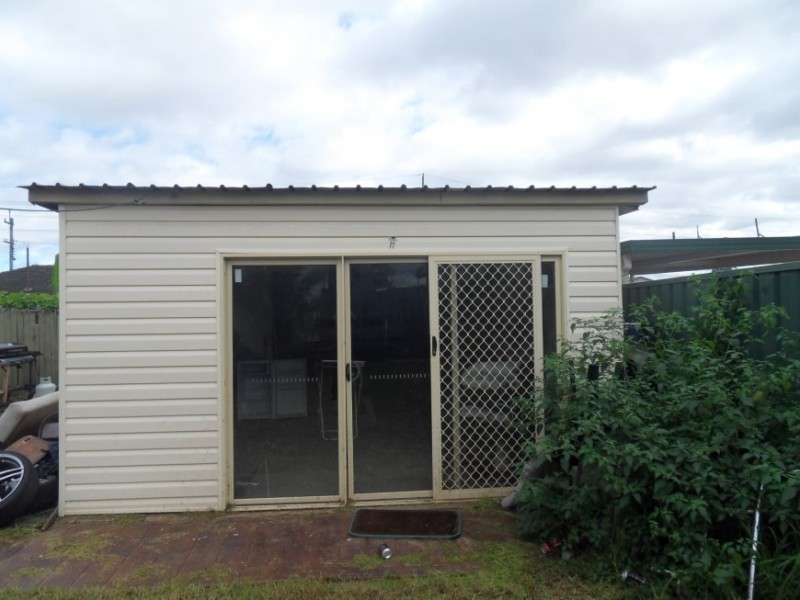 6 Jan Avenue, Lurnea NSW 2170