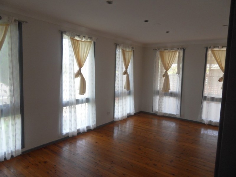 Fairfield West NSW 2165