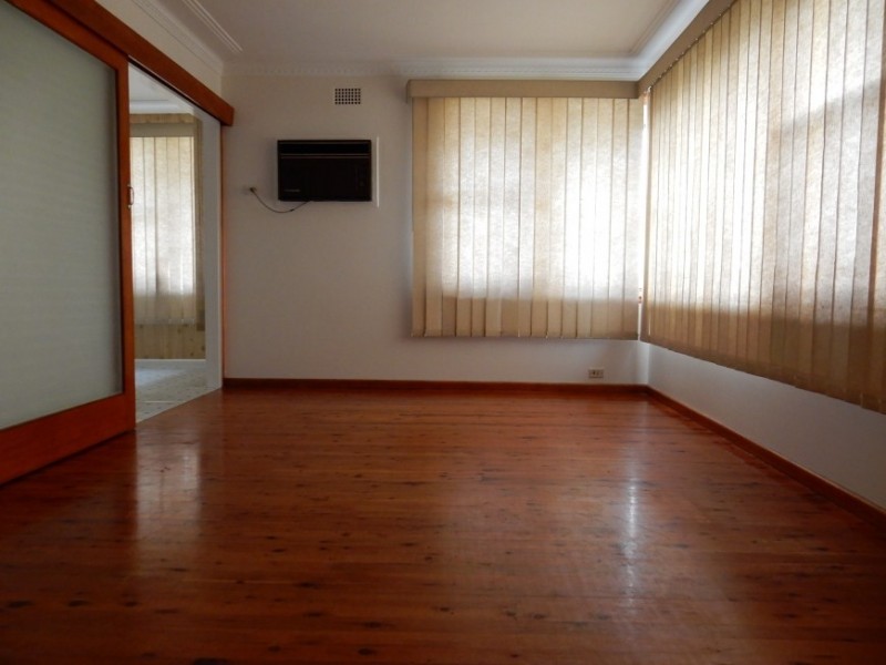 3 Parkside Place, Mount Pritchard NSW 2170