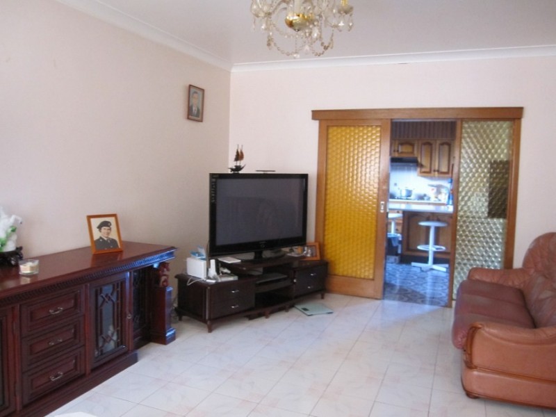 Fairfield West NSW 2165