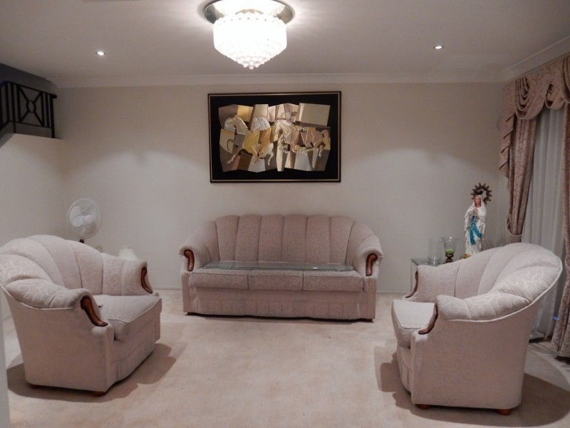 Hinchinbrook NSW 2168