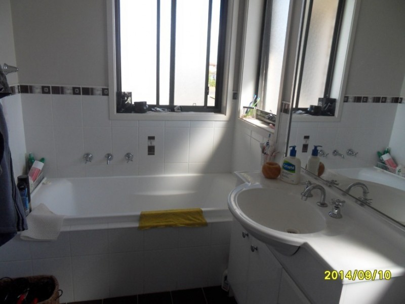 68 Buckingham Street, Canley Heights NSW 2166