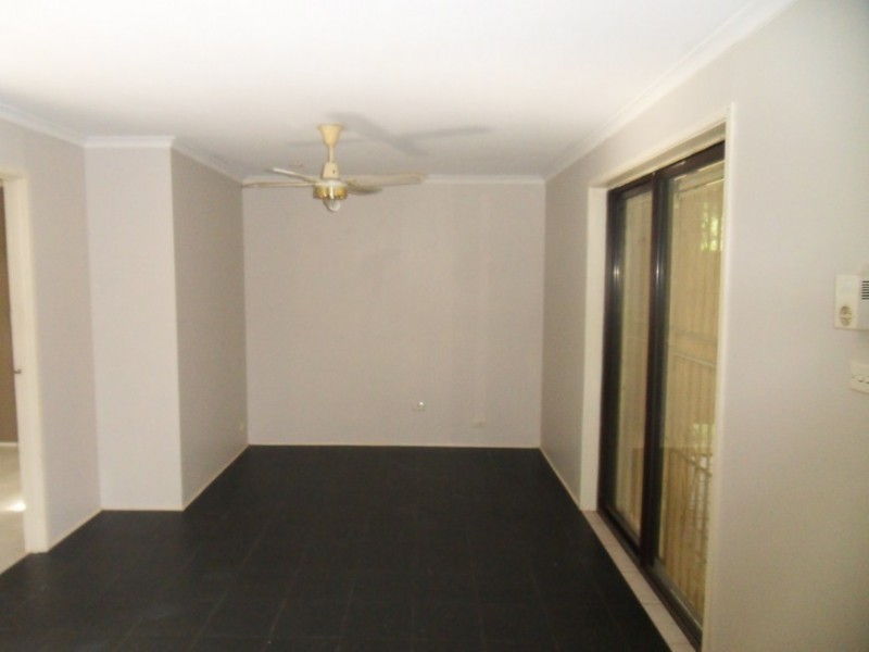 34 Ironside, St Johns Park NSW 2176