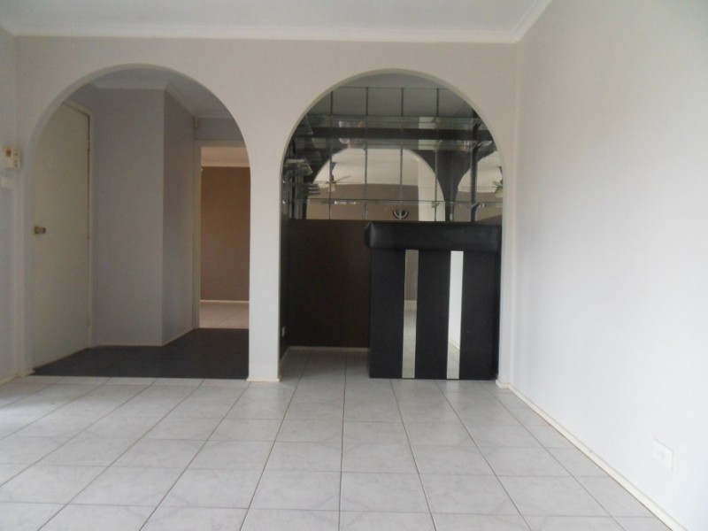 34 Ironside, St Johns Park NSW 2176