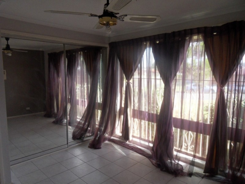 34 Ironside, St Johns Park NSW 2176