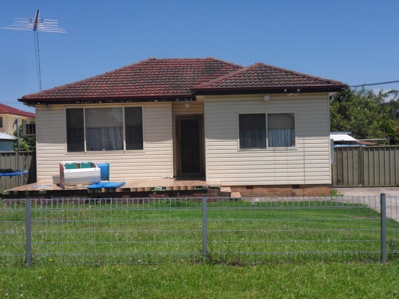 12 Yvonne Street, Cabramatta West NSW 2166