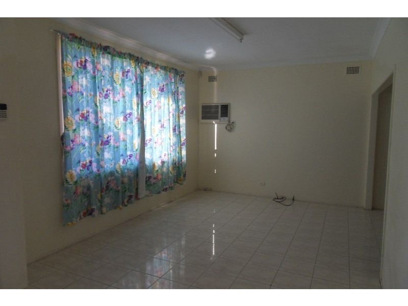 12 Yvonne Street, Cabramatta West NSW 2166