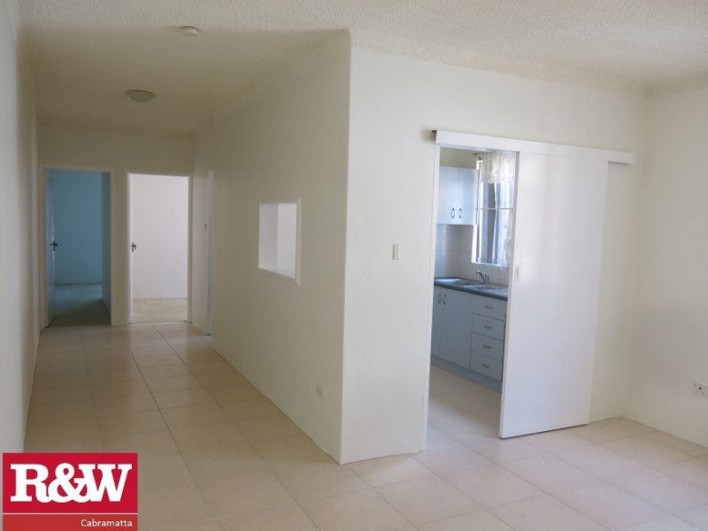 8/33 Carramar Avenue, Carramar NSW 2163