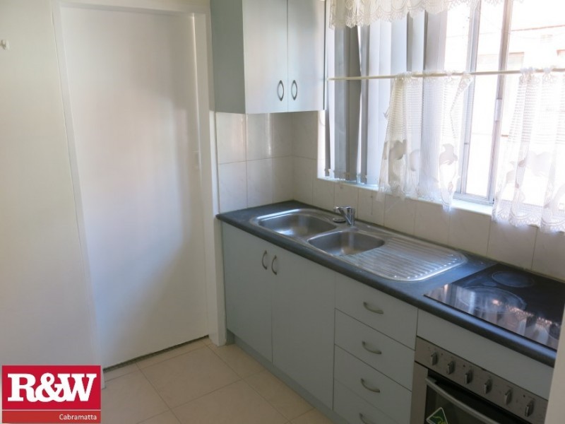 8/33 Carramar Avenue, Carramar NSW 2163