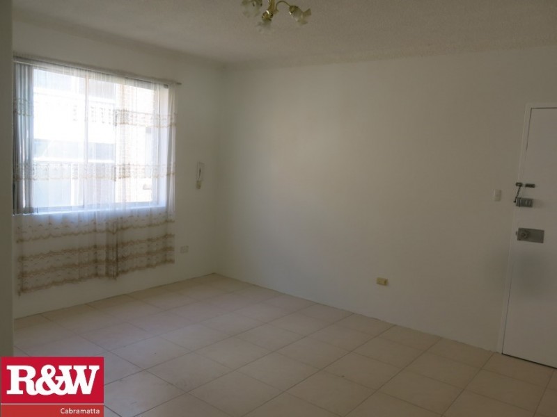 8/33 Carramar Avenue, Carramar NSW 2163