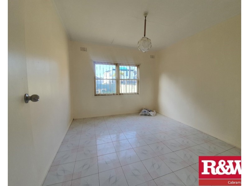 117 Arbutus, Canley Heights NSW 2166