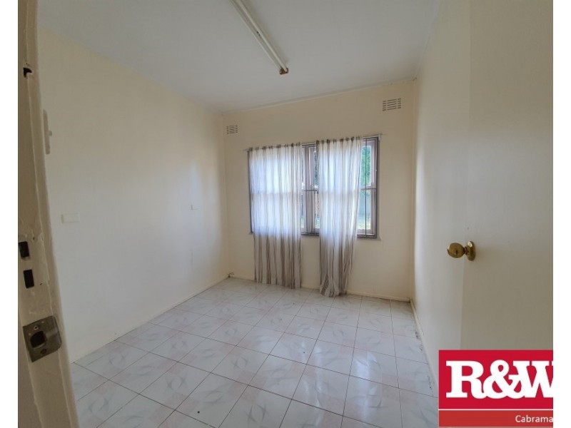 117 Arbutus, Canley Heights NSW 2166