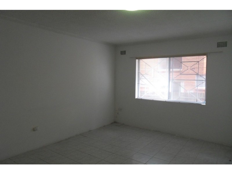 4/8 Calliope Street, Guildford NSW 2161