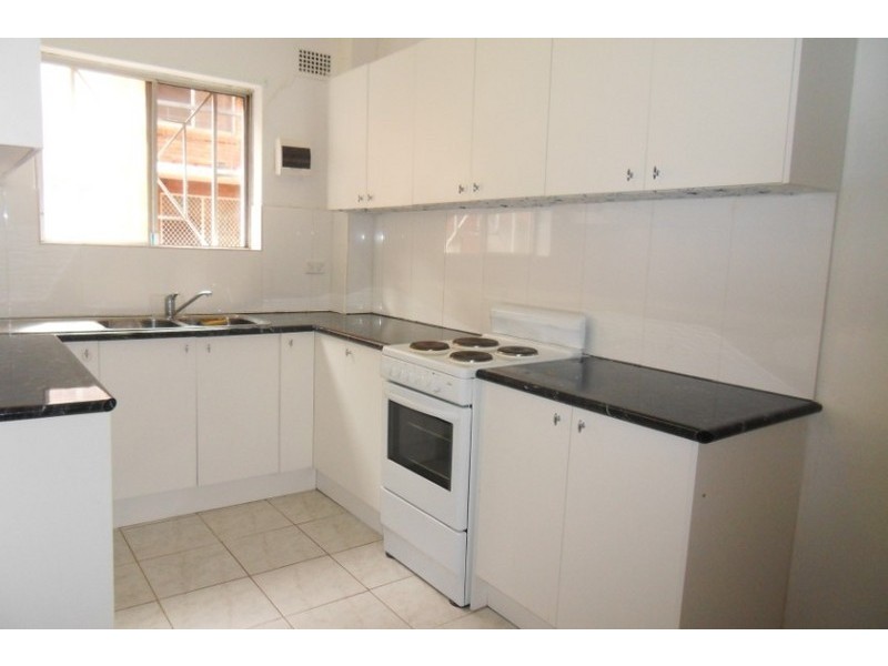 4/8 Calliope Street, Guildford NSW 2161