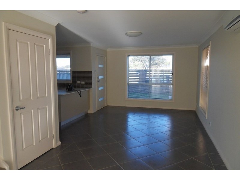 3/170 Glenfield Road, Casula NSW 2170