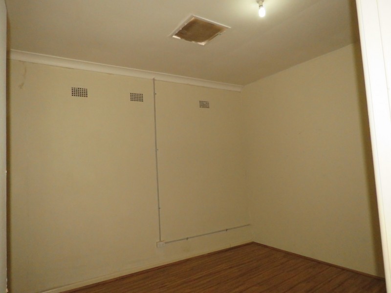 2/154 Wattle Avenue, Carramar NSW 2163