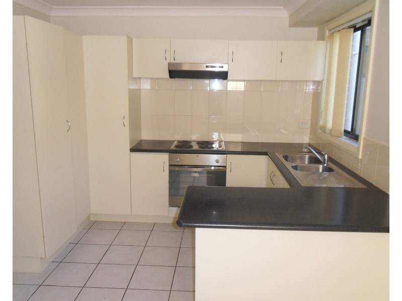 2/64 Prince Street, Canley Heights NSW 2166