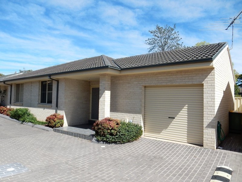 3/102-104 Station Street, Fairfield Heights NSW 2165