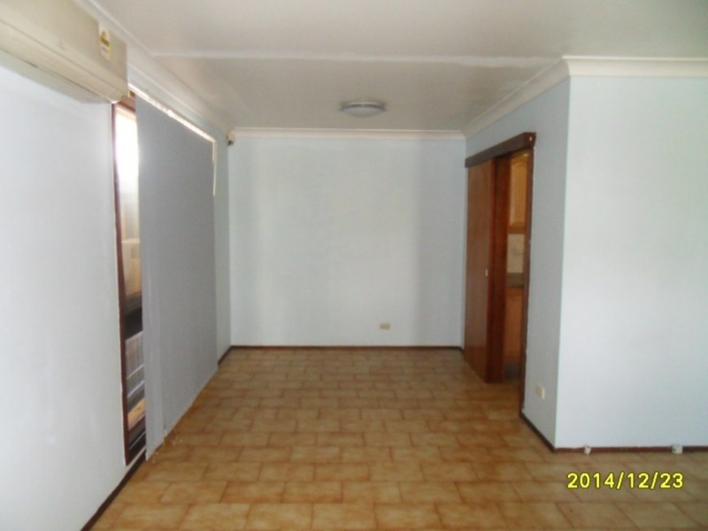 1 Glenlea Street, Canley Heights NSW 2166