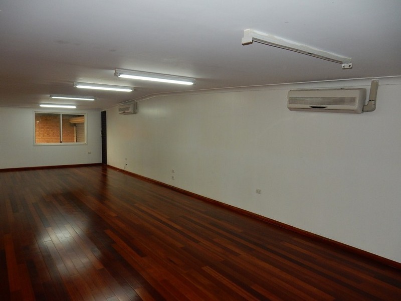 F 27 Victoria Road, Smithfield NSW 2164