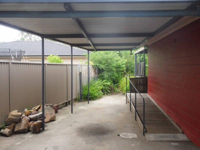 21 Beckenham, Canley Vale NSW 2166