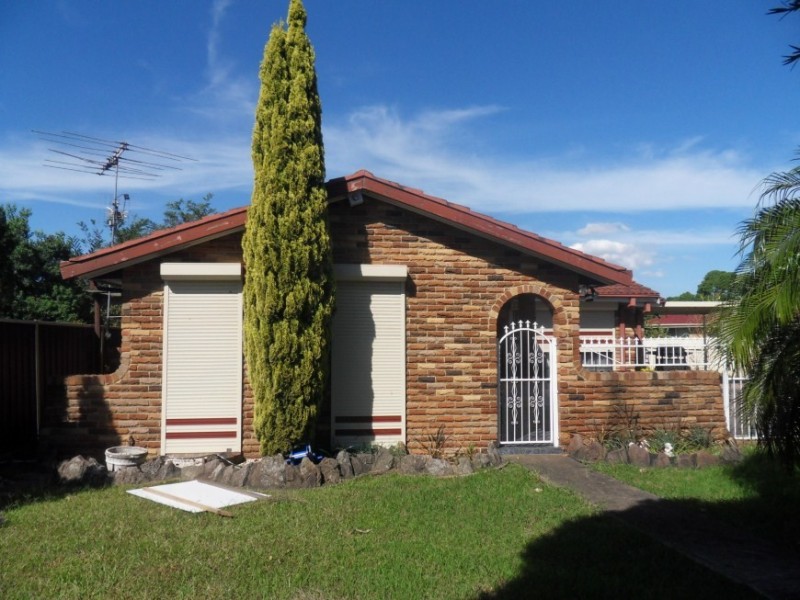 4 Rayner Place,, Bonnyrigg NSW 2177