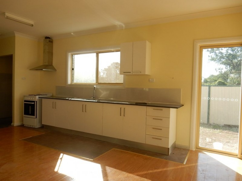 37a Hinkler Avenue, Warwick Farm NSW 2170