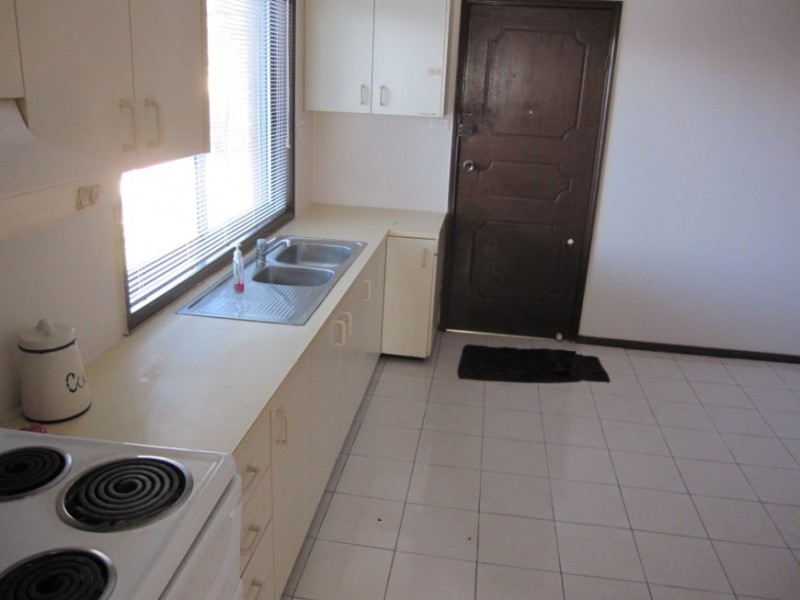 Fairfield West NSW 2165