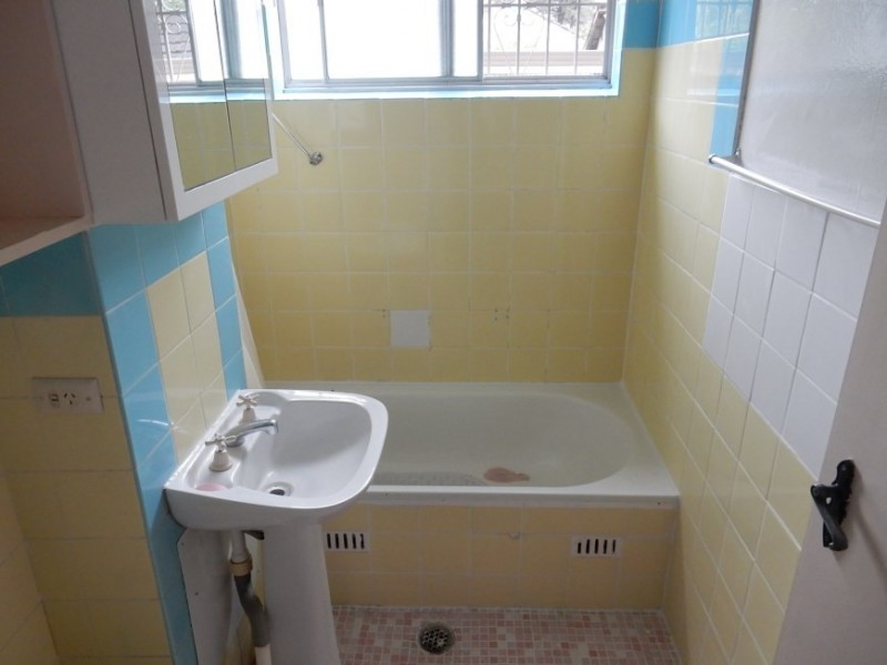 1/5 Ronald Street, Carramar NSW 2163