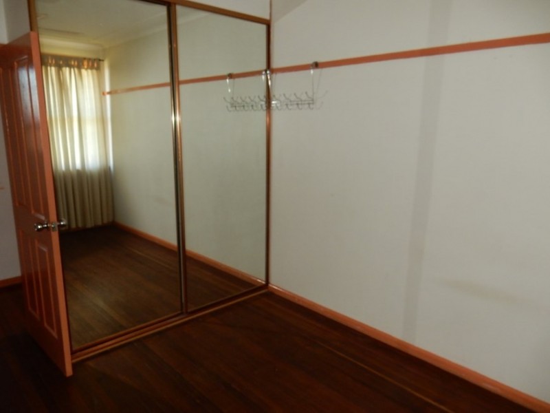 10 Floyd Place, Mount Pritchard NSW 2170
