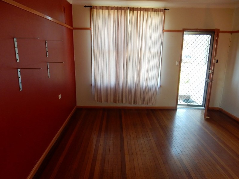 10 Floyd Place, Mount Pritchard NSW 2170