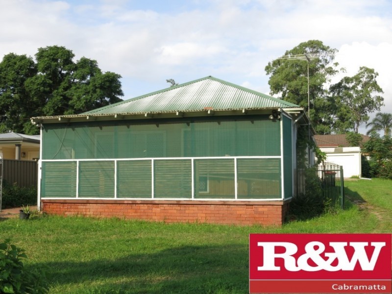 16 Anderson Ave, Mount Pritchard NSW 2170