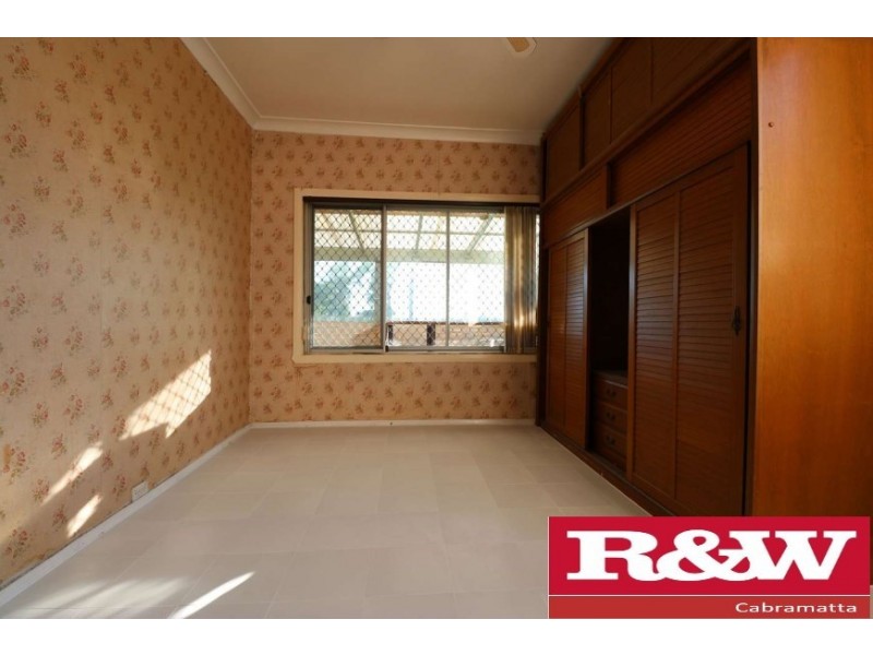 16 Anderson Ave, Mount Pritchard NSW 2170