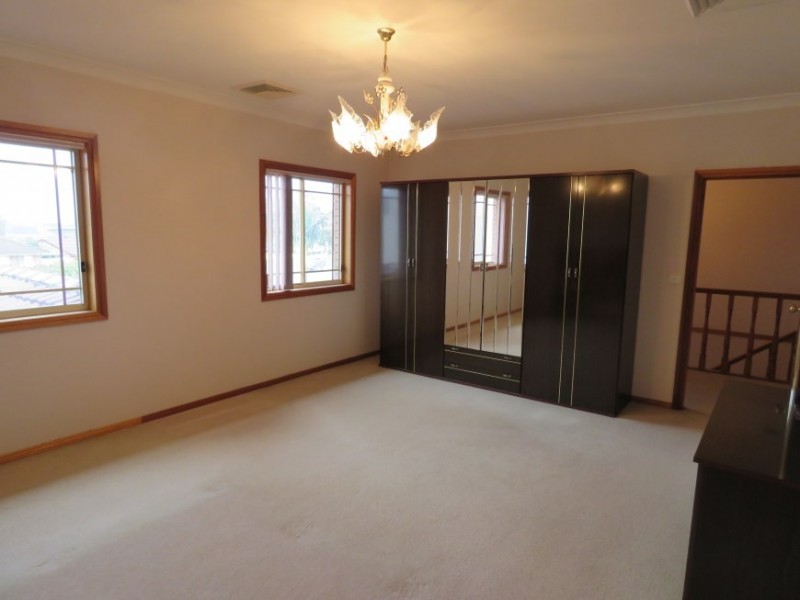 344 Edensor Road, Edensor Park NSW 2176