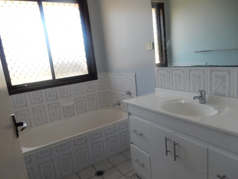 24 Dorset Close, Wakeley NSW 2176