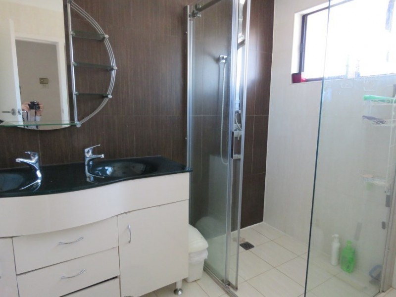 10 Chrysanthemum Ave, Lurnea NSW 2170