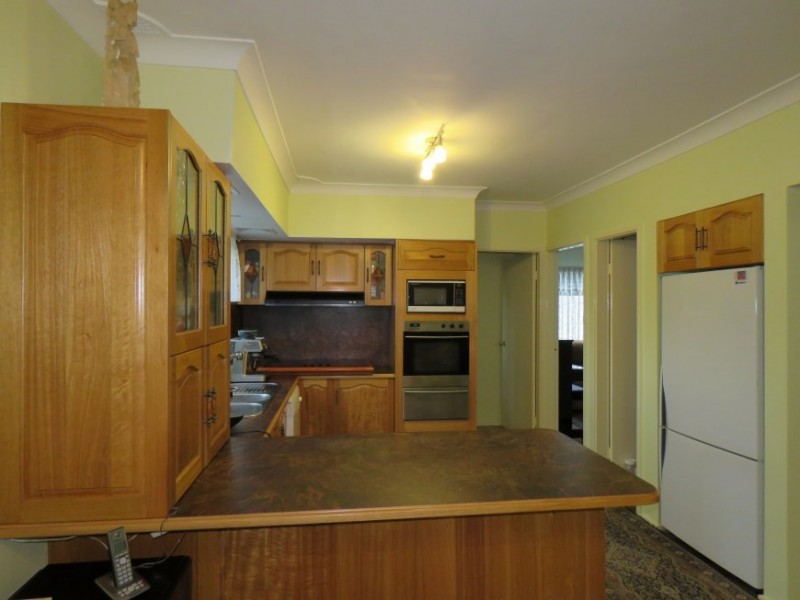 21 Bensbach Road, Glenfield NSW 2167