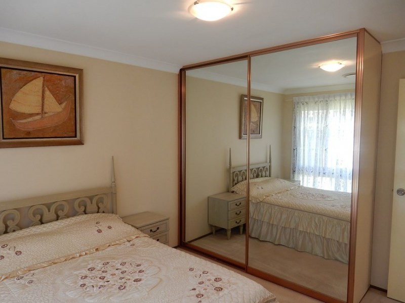 18 Glen Elgin Crescent, Edensor Park NSW 2176