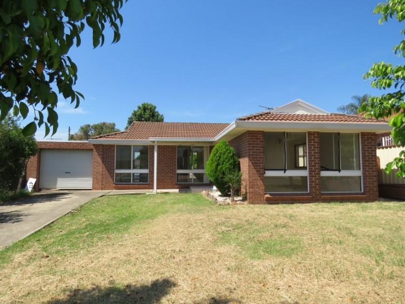 33 Murrumbidgee Street, Bossley Park NSW 2176