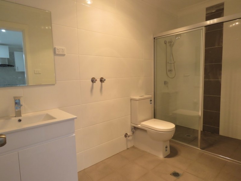 42 North St, Fairfield NSW 2165