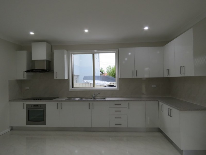 42 North St, Fairfield NSW 2165