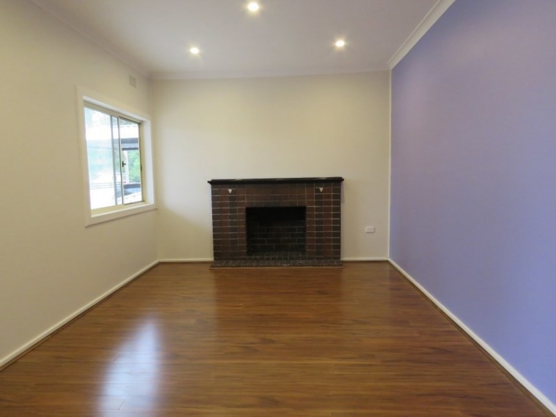 42 North St, Fairfield NSW 2165