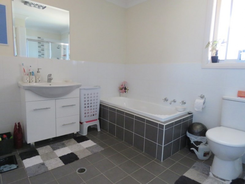 3/170 Glenfield Road, Casula NSW 2170