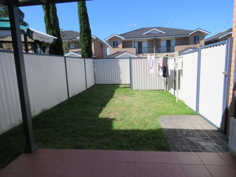 3/170 Glenfield Road, Casula NSW 2170