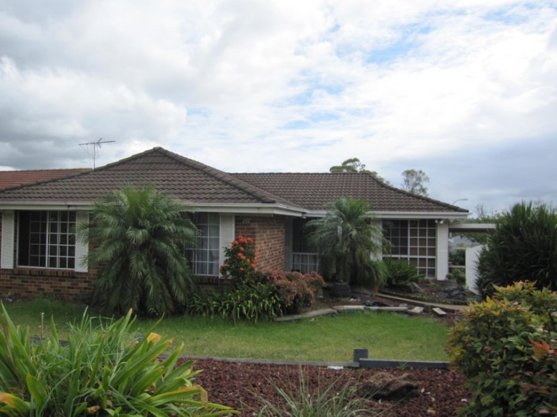 Edensor Park NSW 2176