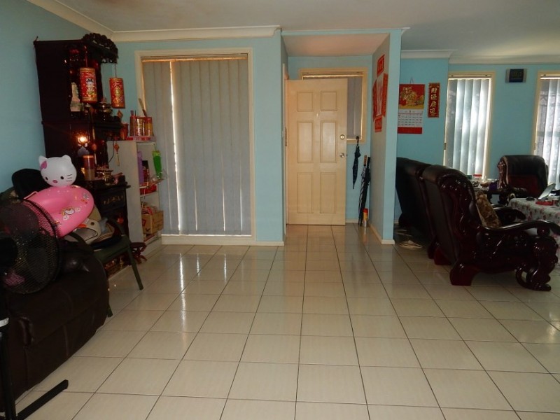 1/34 Longfield Street, Cabramatta NSW 2166