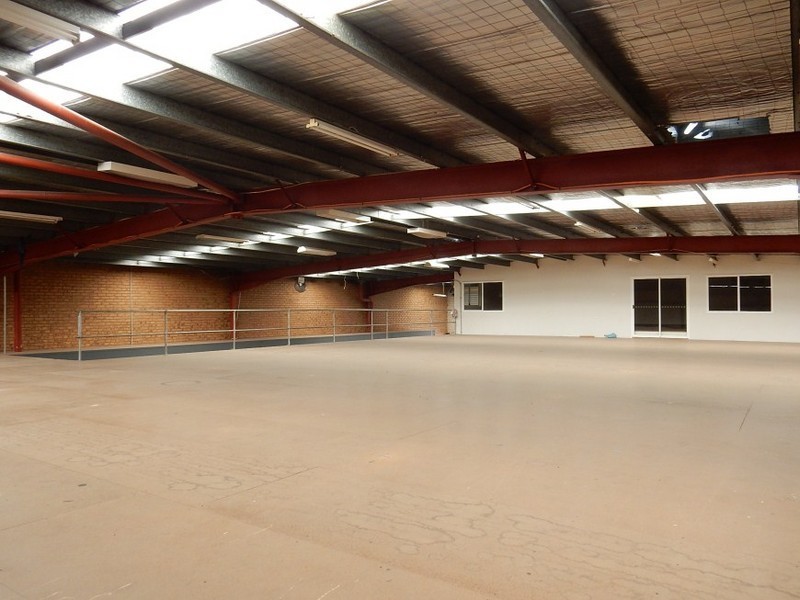 F 27 Victoria Road, Smithfield NSW 2164