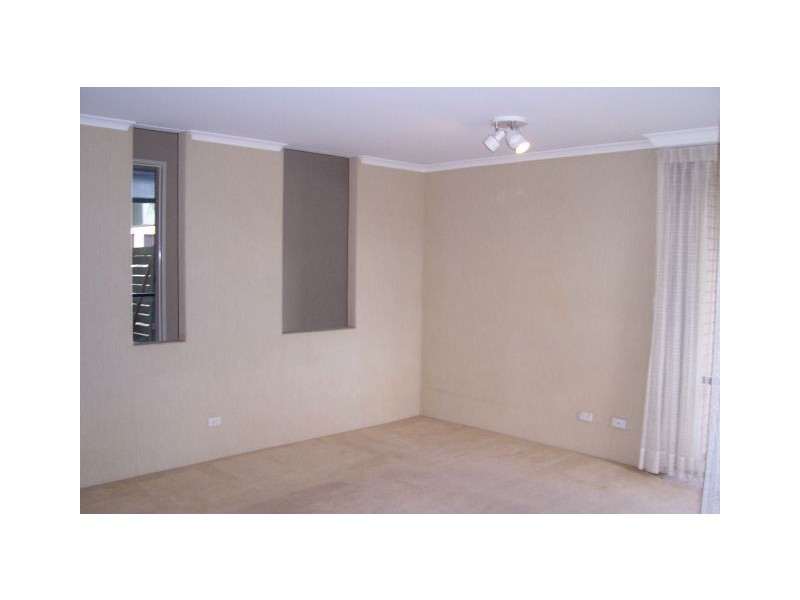 1/2 Carlisle Close, North Ryde NSW 2113